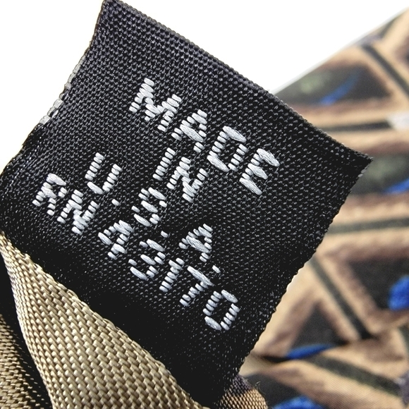 100% Silk Made in the USA Geometric Patterned Brown Traditional Long Neck Tie - Picture 5 of 12